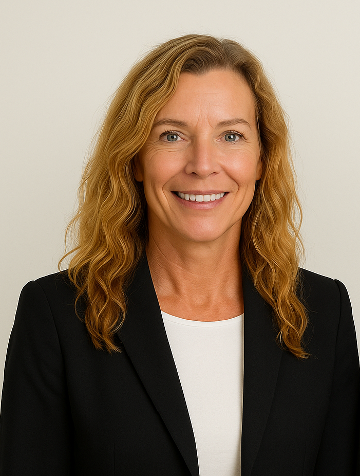 mr. Nathalie Geradts, dismissal specialist